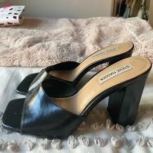 STEVE MADDEN 黒 スエード ミュール Amazon.com | STEVEN by Steve Madden Women's Vander-S Mule
